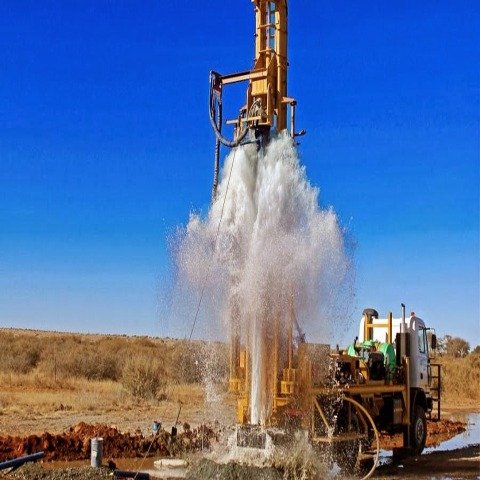 Water-drilling-machine